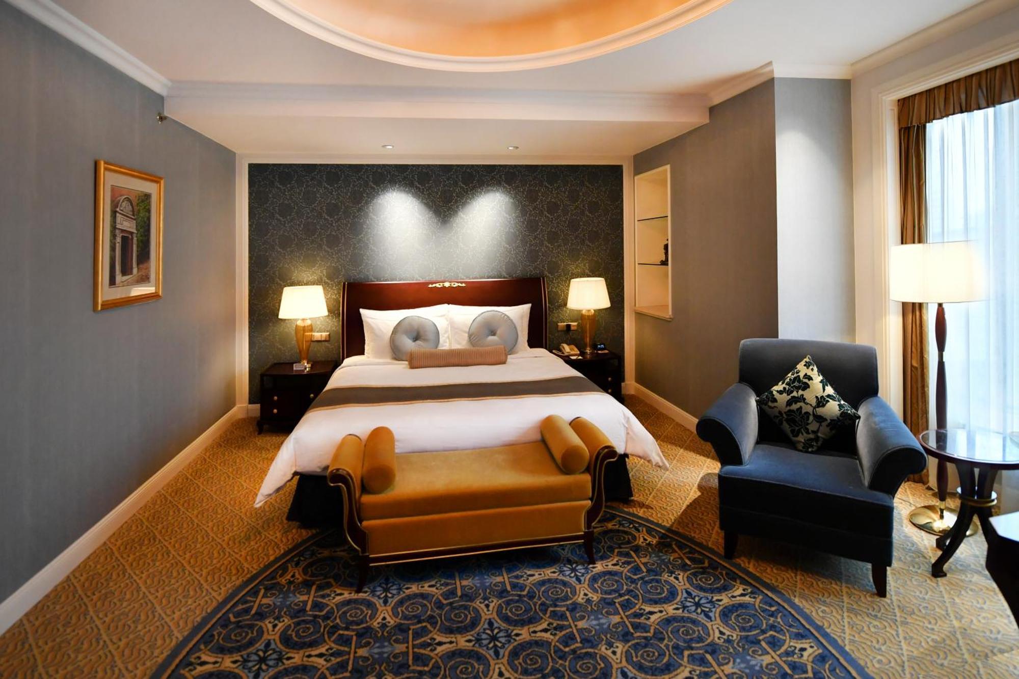 Khách sạn Grand - Nanjing Road 5*